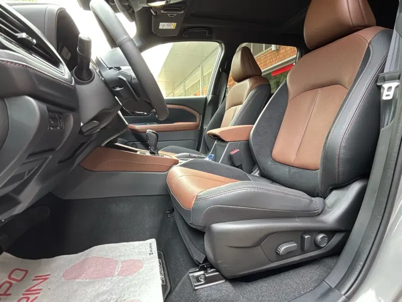 Subaru Forester nuova a Bologna (8)