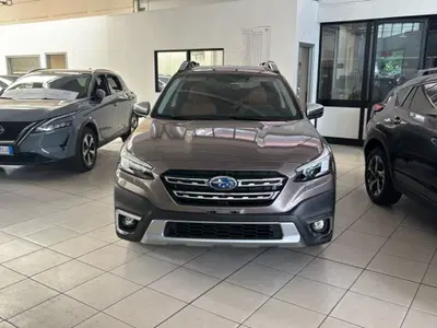 Subaru Outback 2.5i Premium lineartronic nuova a San Lazzaro di Savena