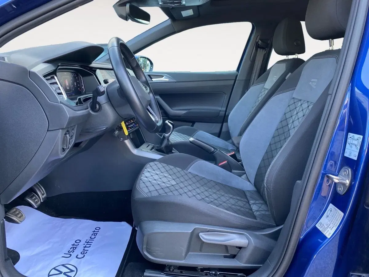 Volkswagen Taigo usata a Bologna (9)