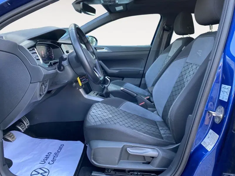 Volkswagen Taigo usata a Bologna (9)