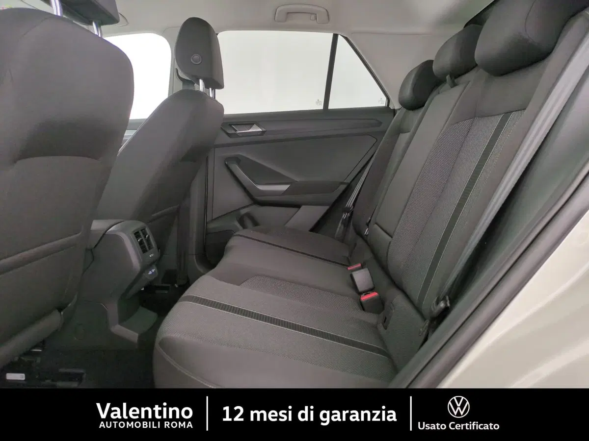 Volkswagen T-Roc nuova a Roma (10)