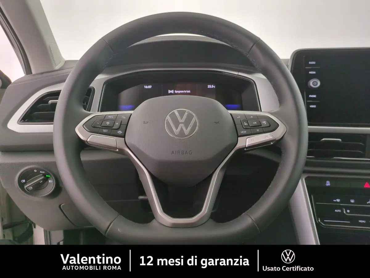 Volkswagen T-Roc nuova a Roma (14)