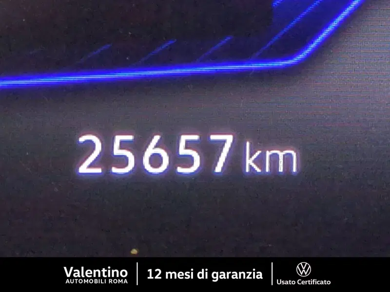 Volkswagen T-Cross usata a Roma (16)