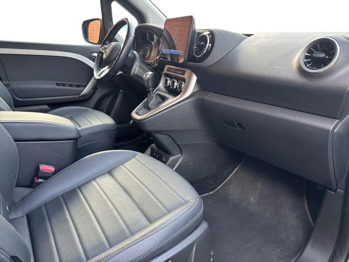 Mercedes-Benz Classe B usata a Bari (9)