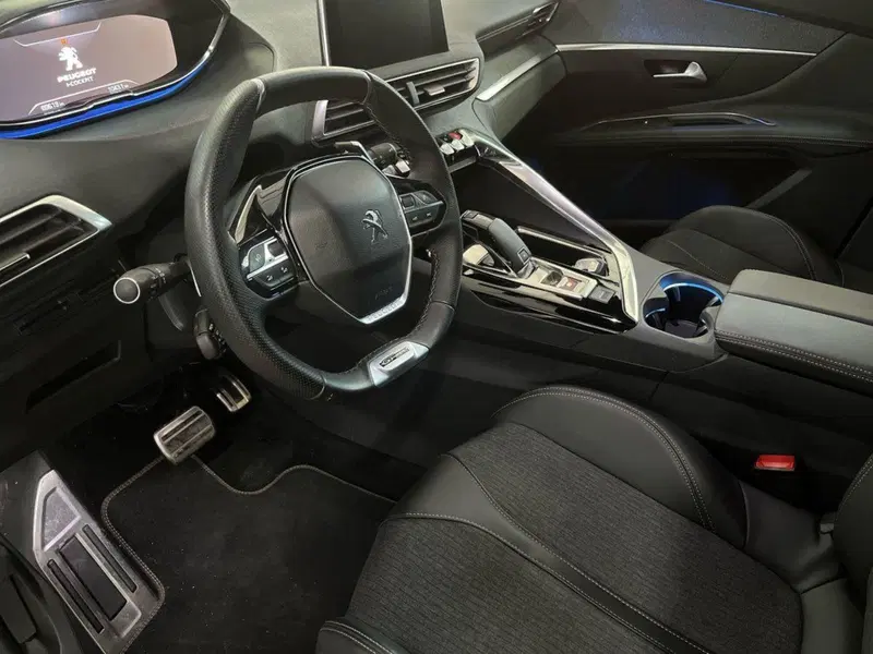 Peugeot 3008 usata a Bari (10)