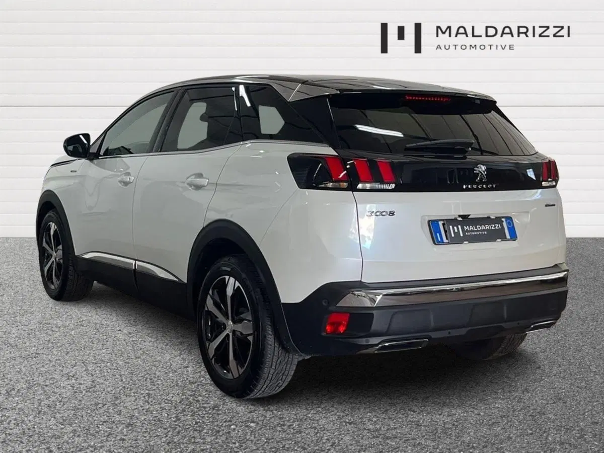 Peugeot 3008 usata a Bari (4)