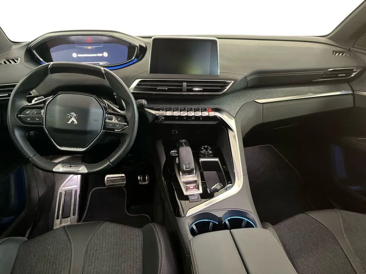 Peugeot 3008 usata a Bari (8)