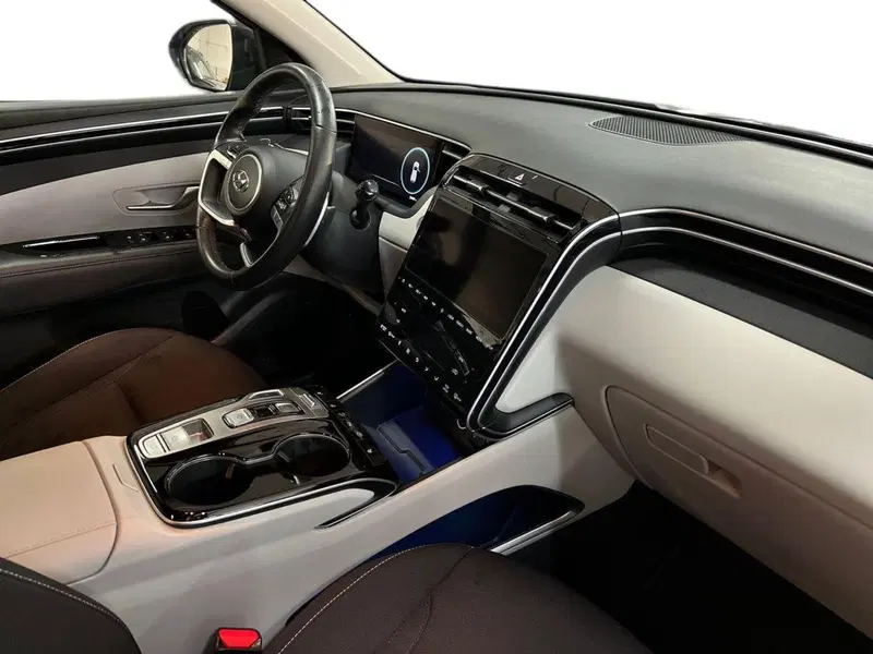 Hyundai Tucson usata a Bari (9)
