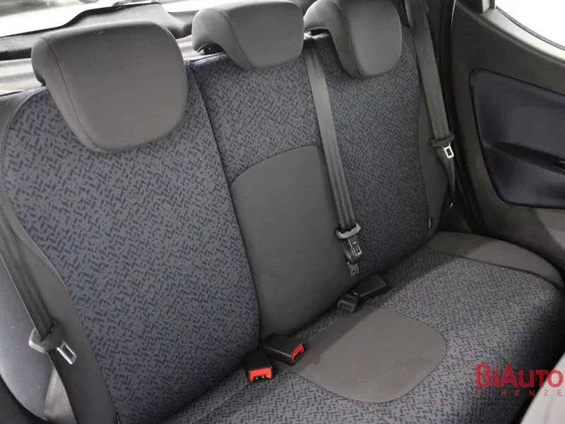 Lancia Ypsilon usata a Firenze (7)