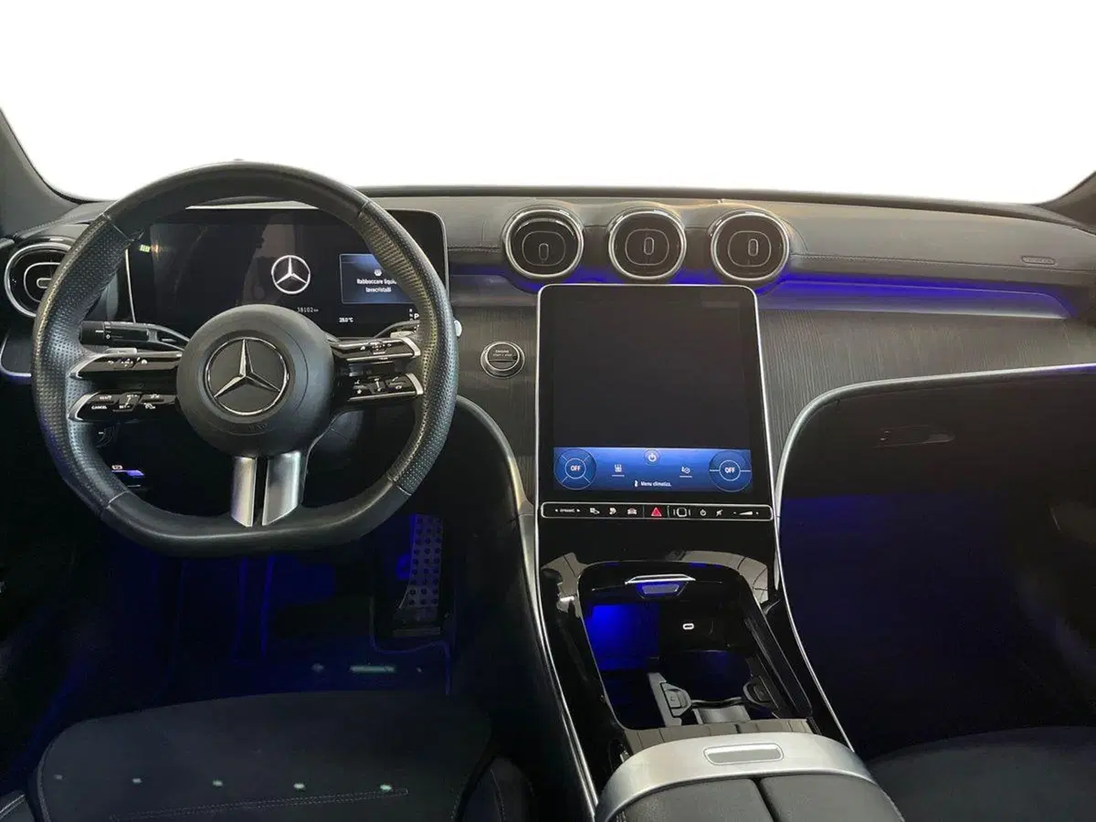 Mercedes-Benz Classe C usata a Bari (8)