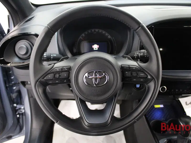 Toyota Aygo X usata a Firenze (10)