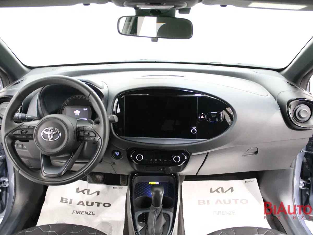 Toyota Aygo X usata a Firenze (9)