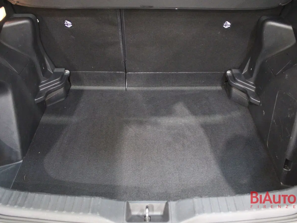 Toyota Yaris Cross usata a Firenze (9)