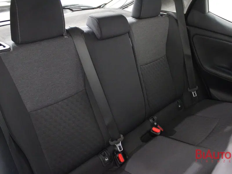 Toyota Yaris usata a Firenze (8)