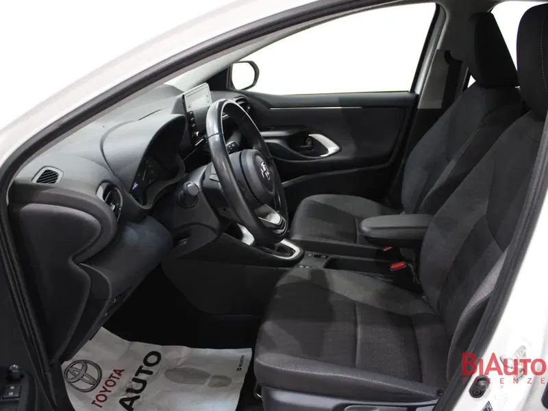 Toyota Yaris usata a Firenze (6)