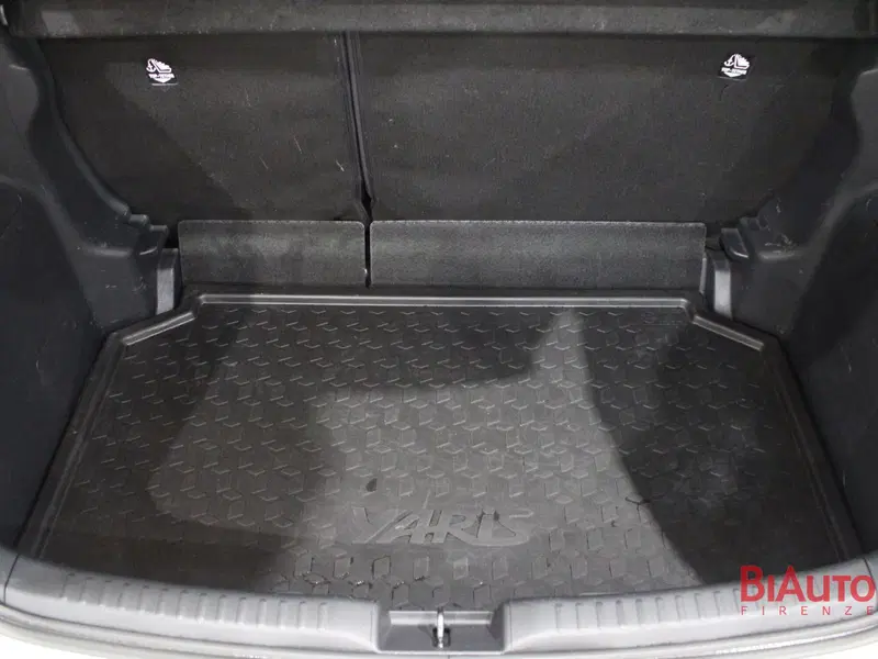 Toyota Yaris usata a Firenze (9)