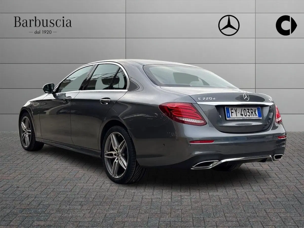 Mercedes-Benz Classe E usata a Pescara (4)