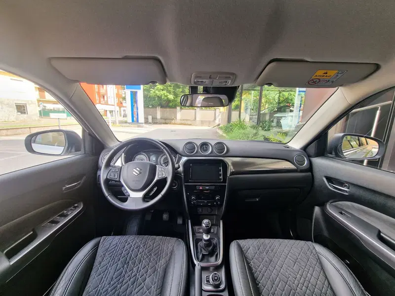 Suzuki Vitara usata a Milano (8)