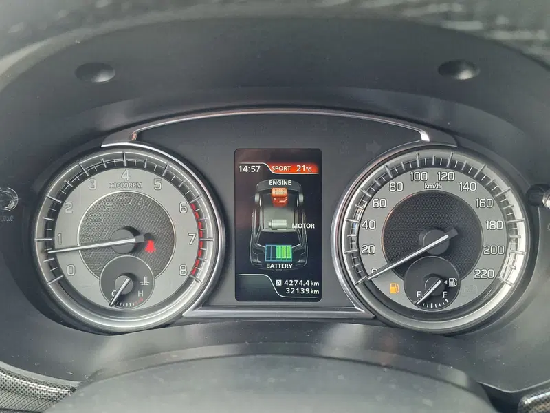 Suzuki Vitara usata a Milano (9)