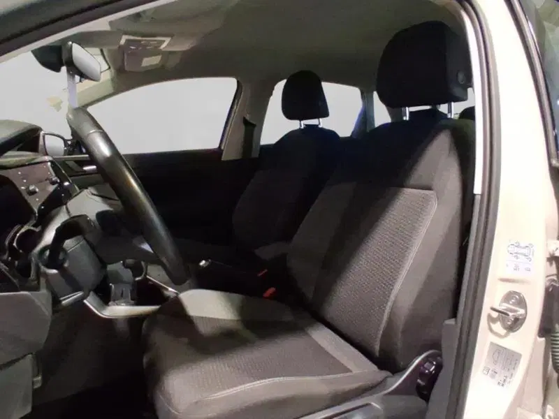 Volkswagen Polo usata a Genova (9)