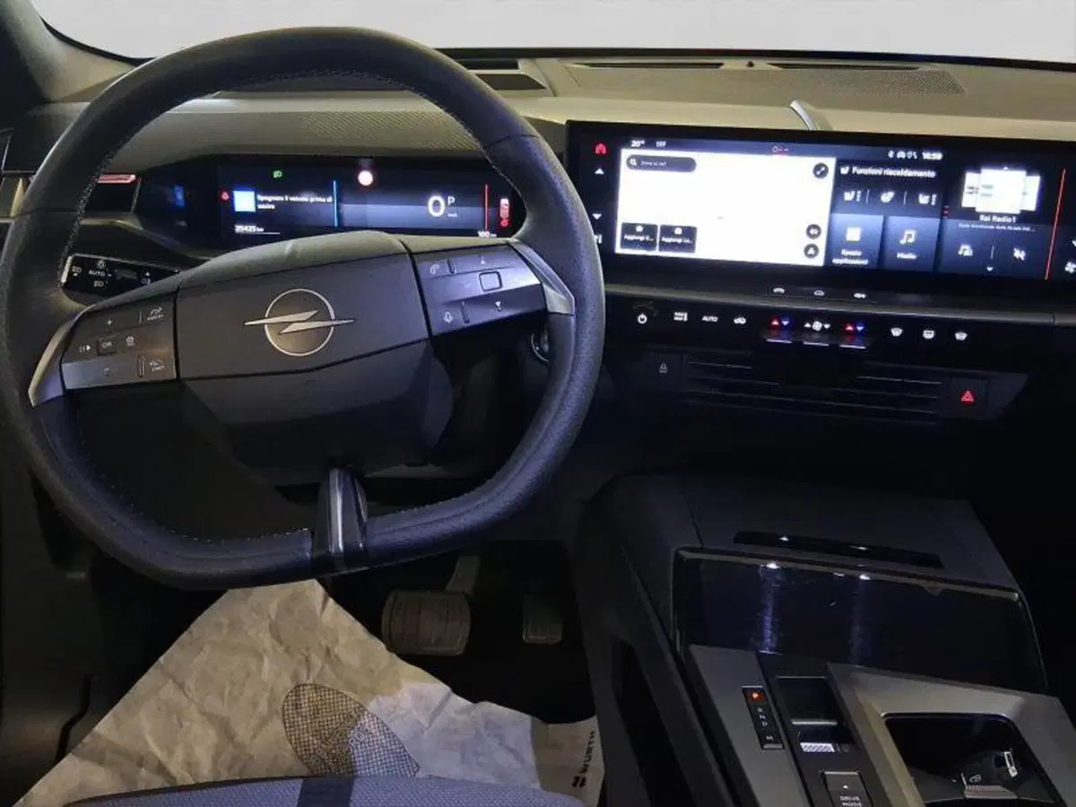 Opel Grandland usata a Genova (11)