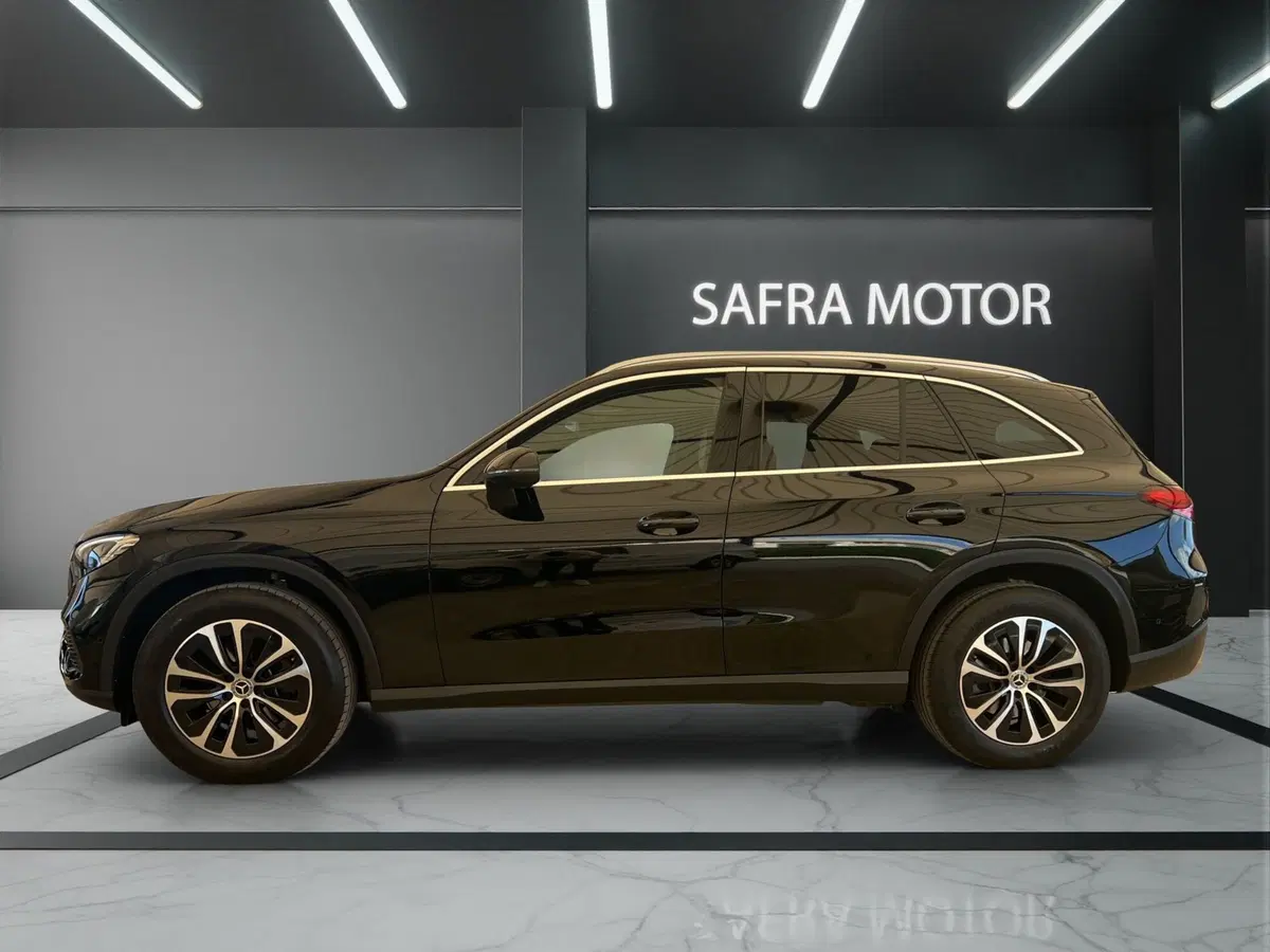 Mercedes-Benz GLC usata a Cosenza (4)