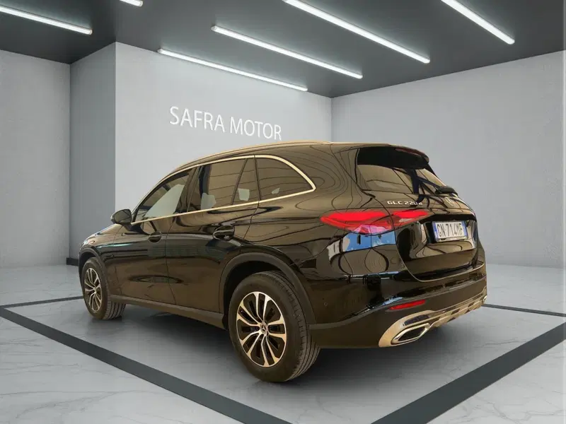 Mercedes-Benz GLC usata a Cosenza (5)