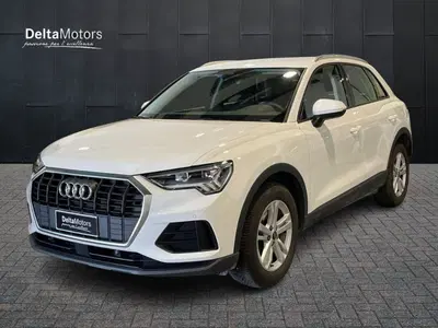 Audi Q3 35 1.5 tfsi Business Advanced s-tronic del 2024 usata a Ancona