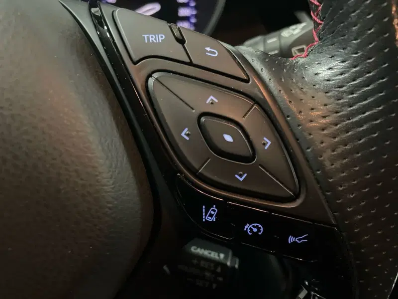Toyota Toyota C-HR usata a Macerata (19)