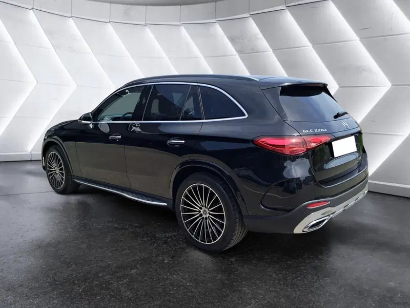 Mercedes-Benz GLC usata a Salerno (5)