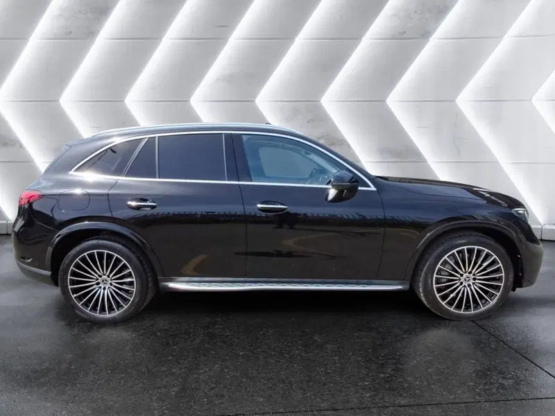 Mercedes-Benz GLC usata a Salerno (8)