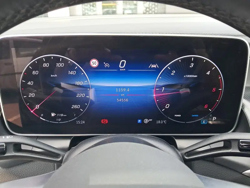 Mercedes-Benz GLC usata a Salerno (9)