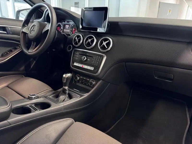 Mercedes-Benz Classe A usata a Messina (9)