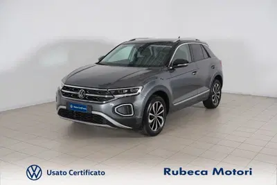 Volkswagen T-Roc 1.0 TSI Style del 2023 usata a Citta' della Pieve