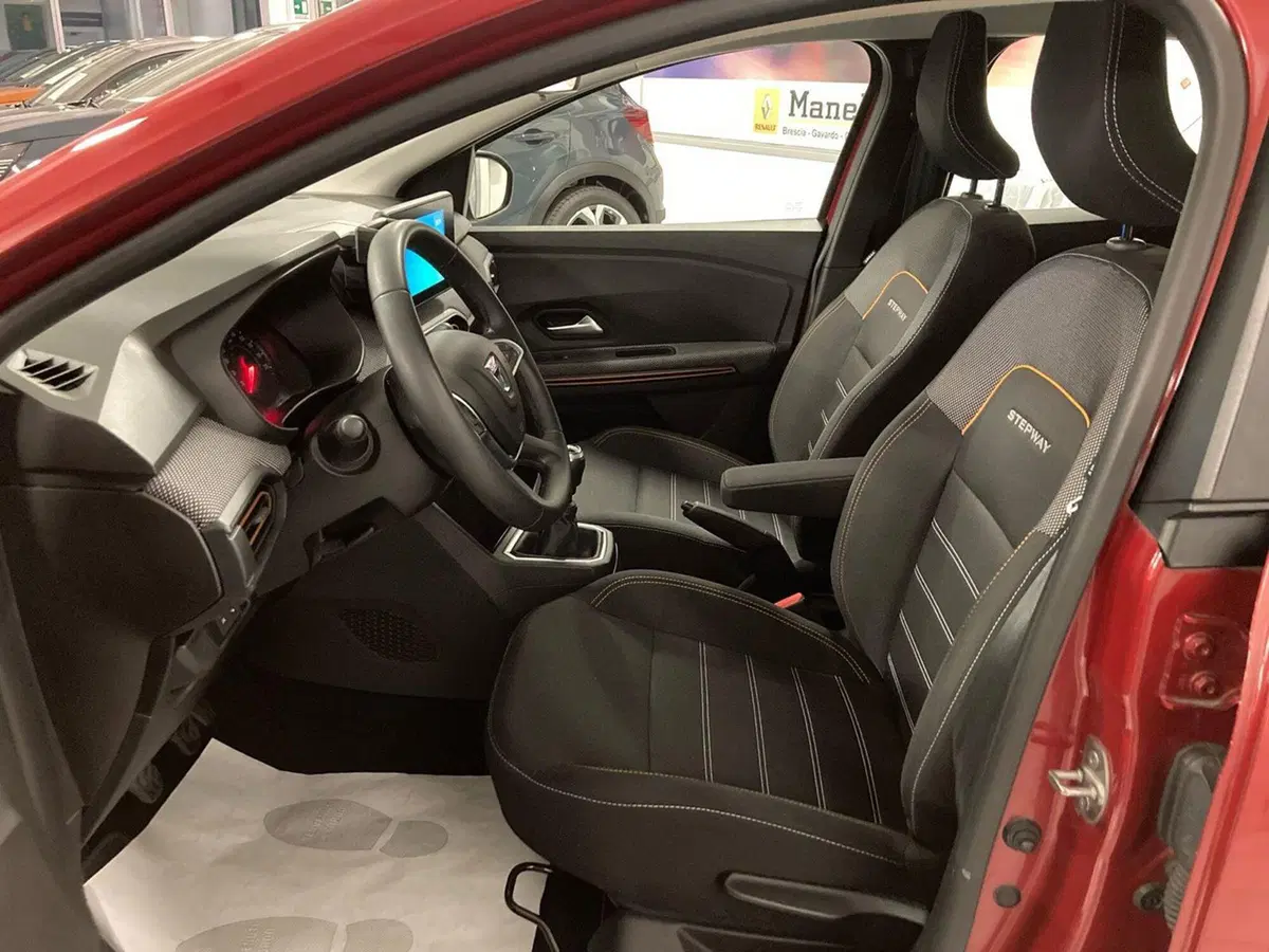 Dacia Sandero usata a Brescia (16)