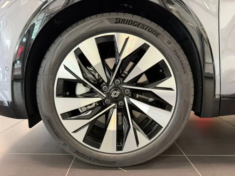 Renault Rafale nuova a Brescia (13)