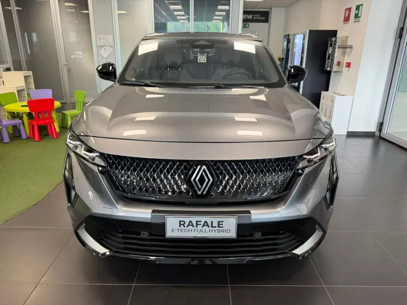 Renault Rafale nuova a Brescia (3)