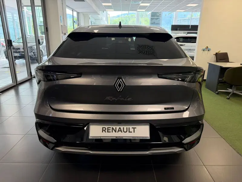 Renault Rafale nuova a Brescia (4)