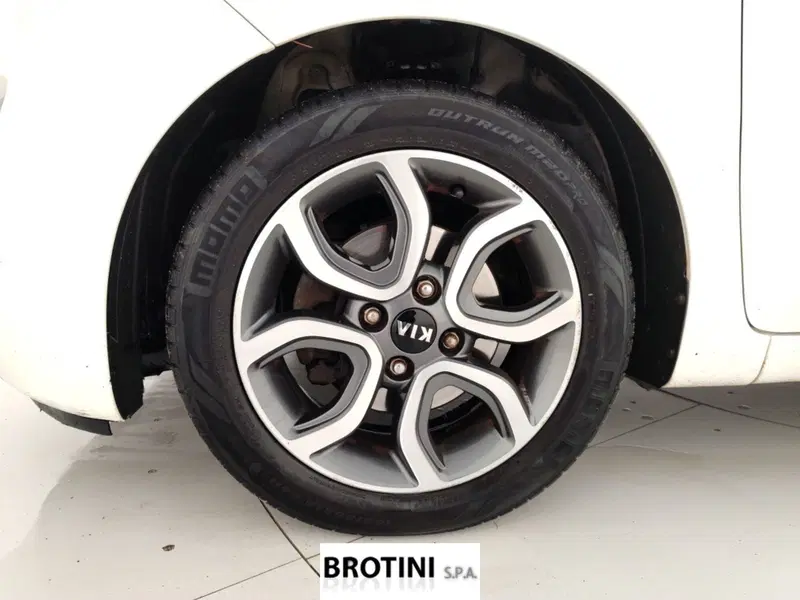 Kia Picanto usata a Massa-Carrara (6)
