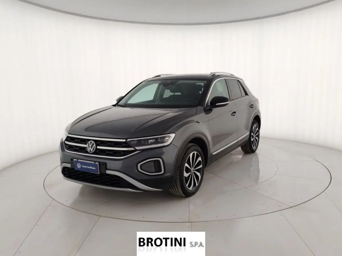 Volkswagen T-Roc usata a Massa-Carrara