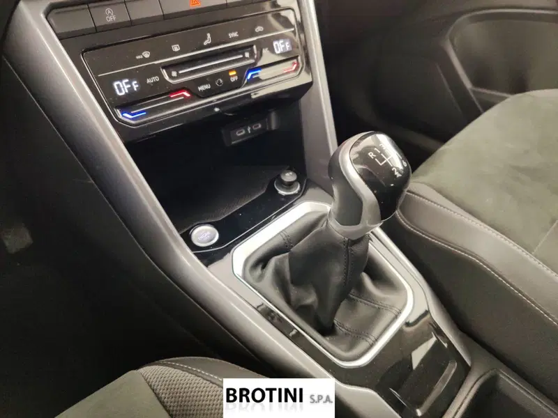 Volkswagen T-Roc usata a Massa-Carrara (11)