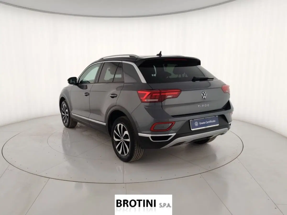 Volkswagen T-Roc usata a Massa-Carrara (2)