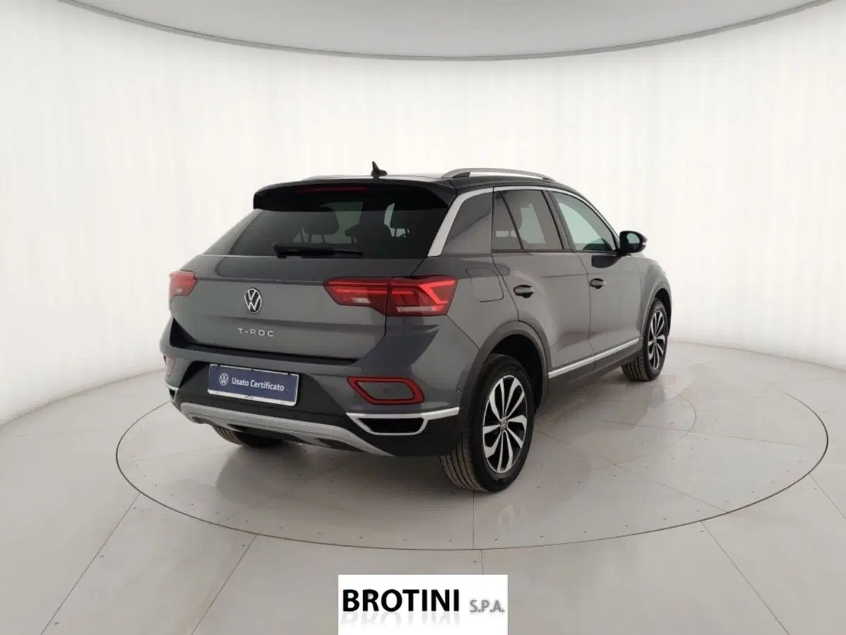 Volkswagen T-Roc usata a Massa-Carrara (3)
