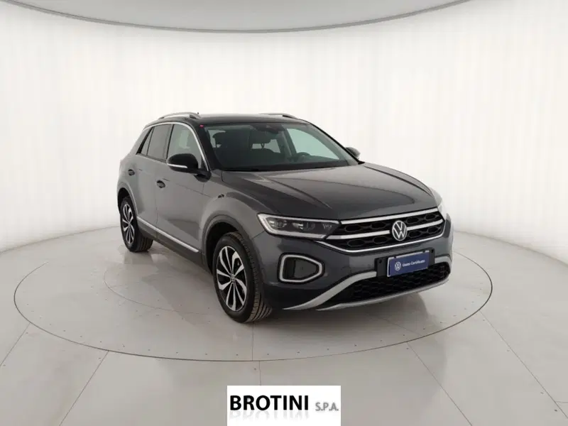 Volkswagen T-Roc usata a Massa-Carrara (4)