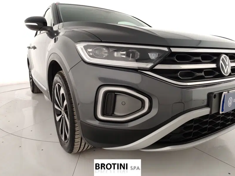 Volkswagen T-Roc usata a Massa-Carrara (5)