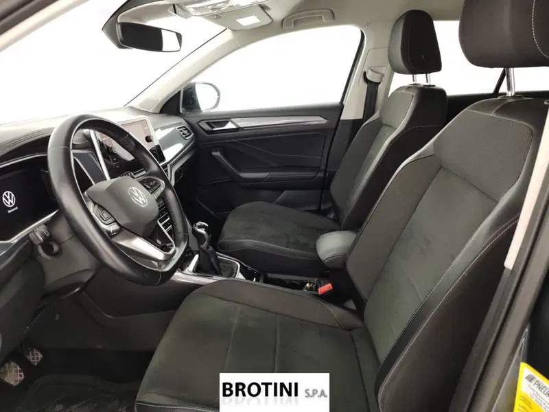 Volkswagen T-Roc usata a Massa-Carrara (7)