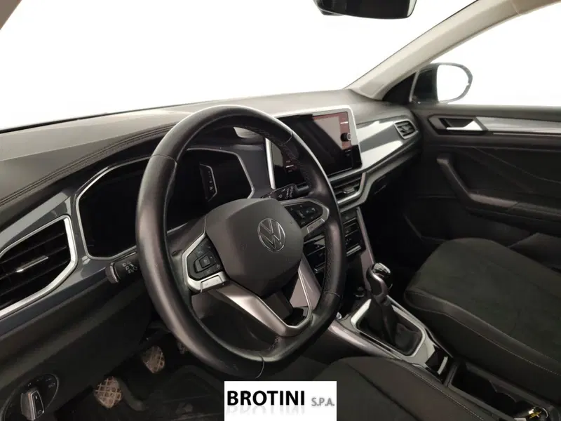 Volkswagen T-Roc usata a Massa-Carrara (8)