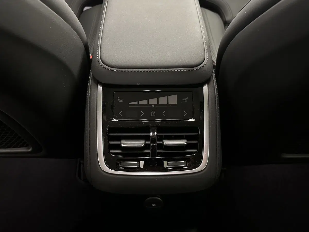 Volvo XC90 usata a Bergamo (14)