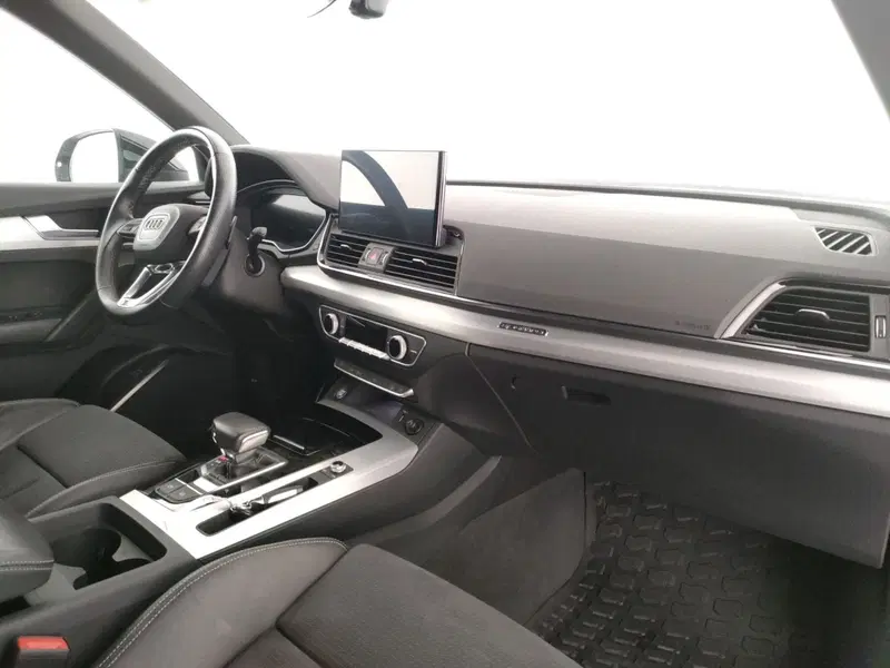 Audi Q5 Sportback usata a Napoli (6)