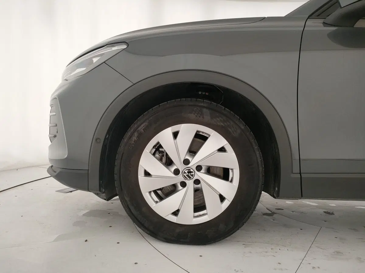 Volkswagen Tiguan usata a Napoli (6)